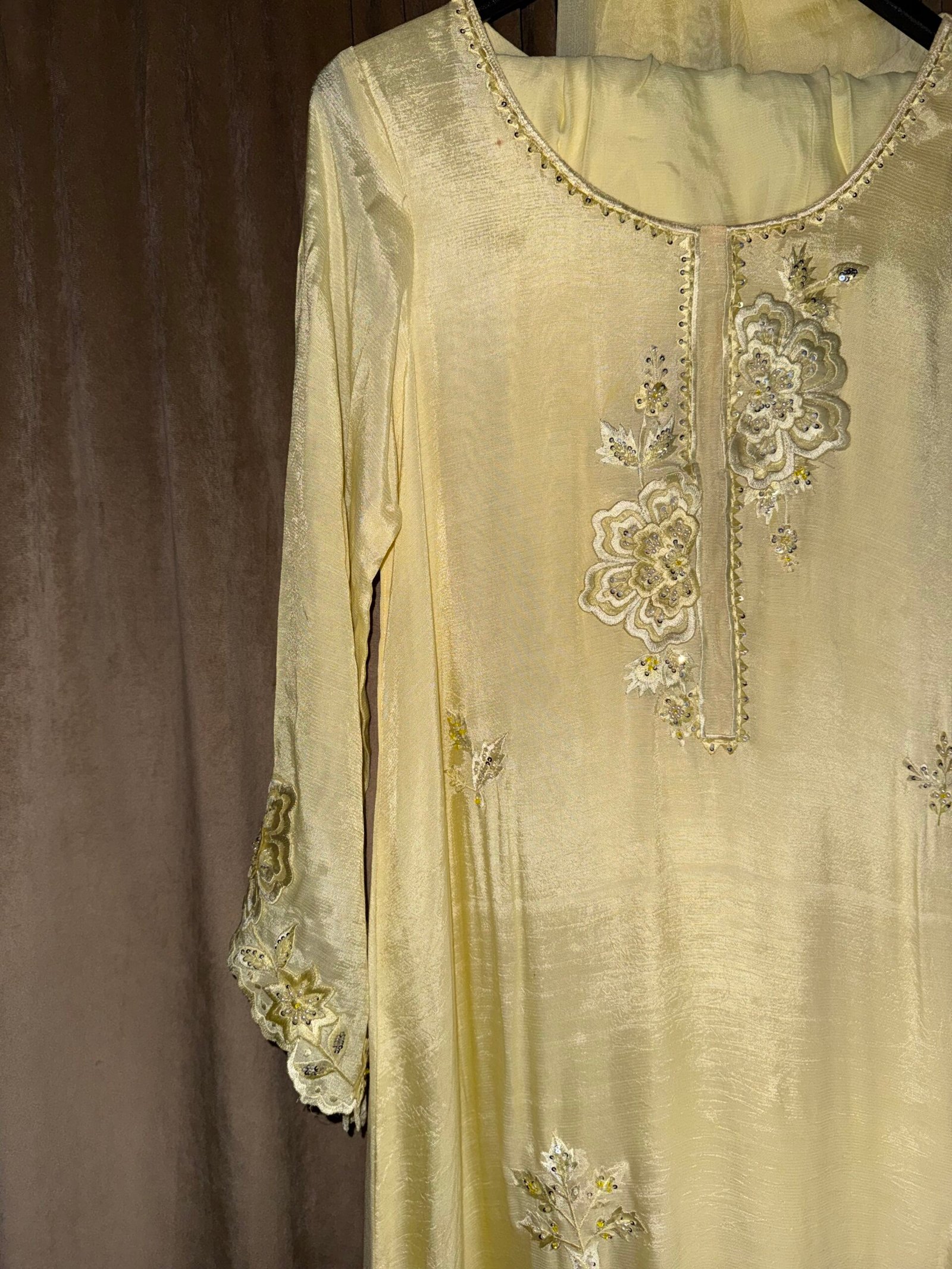 SUN KISSED - Image 5